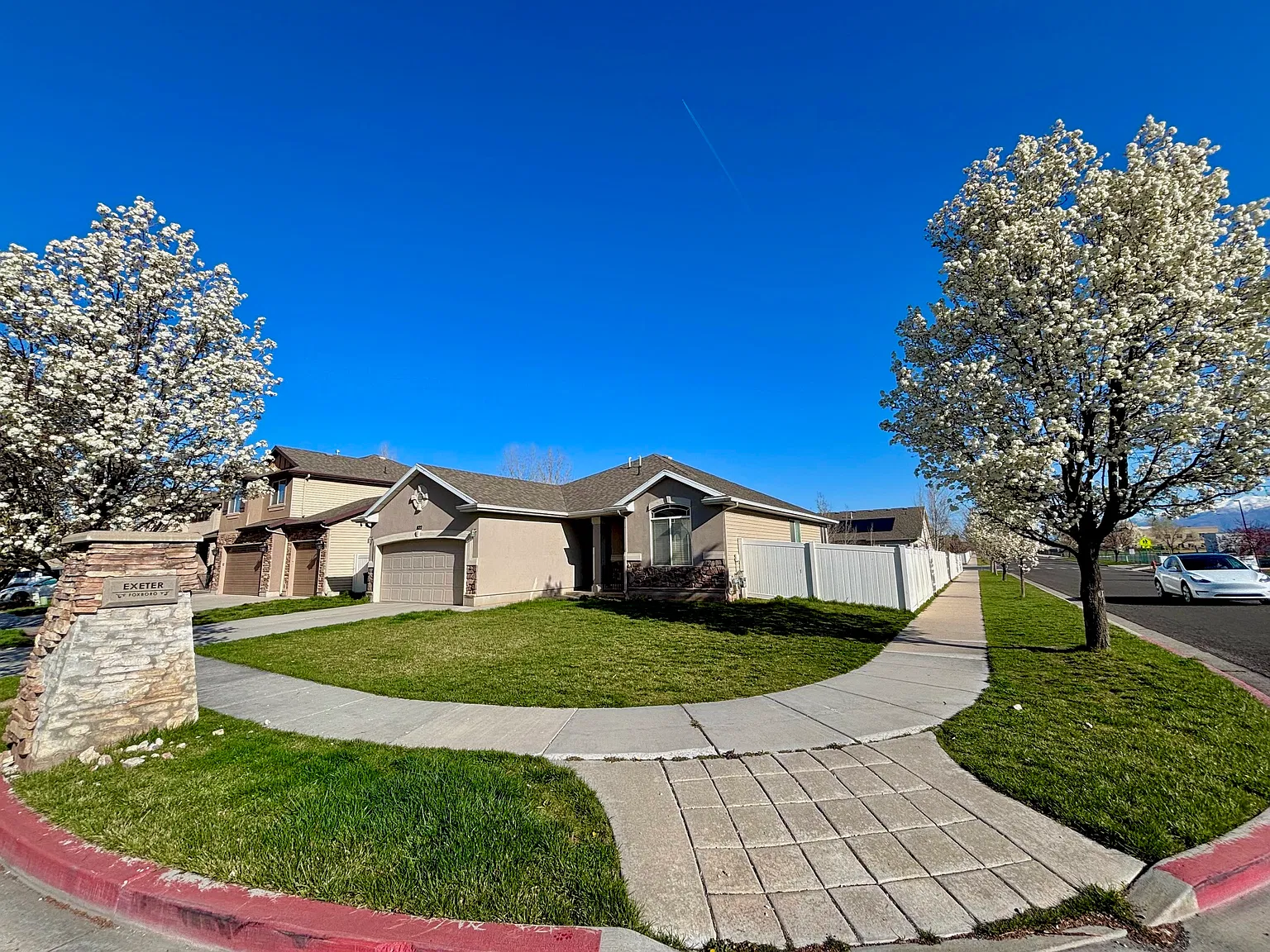 3 bed, 1495 sqft, $2,799 — Photo 2
