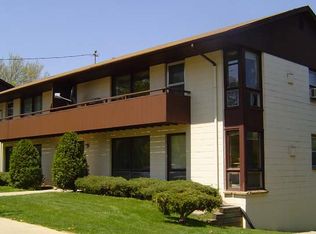 518 Shepard Ter, Madison, WI 53705