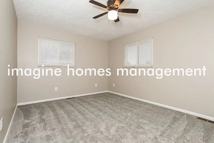 1409 Hilltree Dr — Photo 9