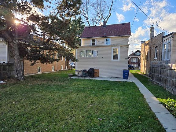 4th image of 2527 S 59th Ave