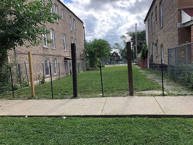 1st image of 2419 S Saint Louis Ave