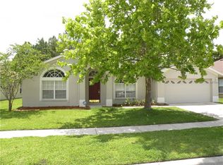 1642 Stetson Dr, Zephyrhills, FL 33543