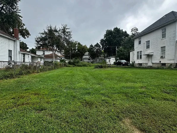 923 Fulton St, Keokuk, IA 52632