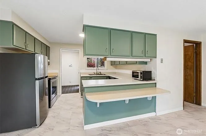 6202 84th St SW — Photo 14