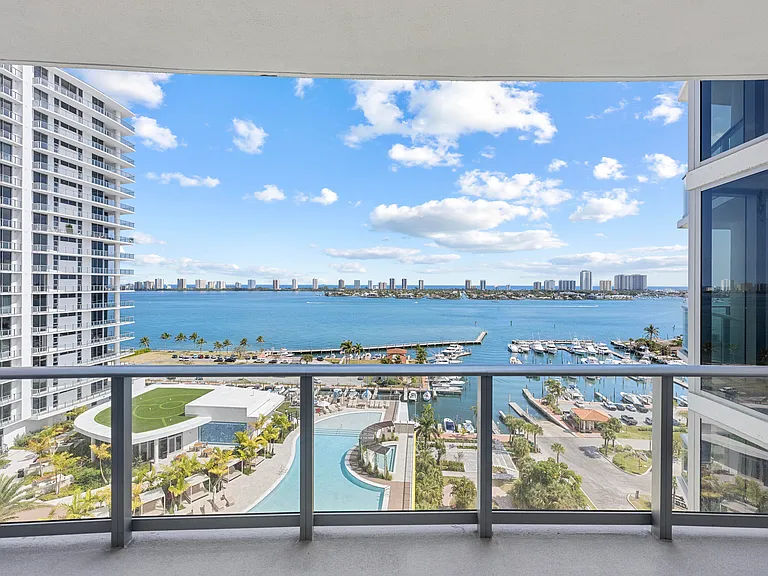 220 Lake Shore Dr #1410 — Photo 15