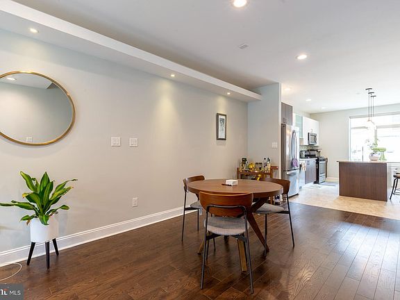 5th image of 2065 E Letterly St