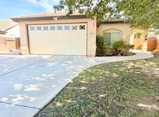 618 Mountain Mist Ct, Bakersfield, CA 93308