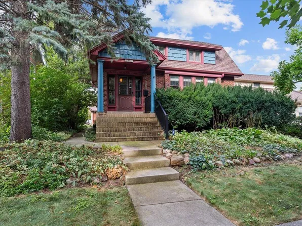 2867 South 37th STREET, Milwaukee, WI 53215
