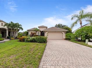 9691 Raven Ct, Estero, FL 33928