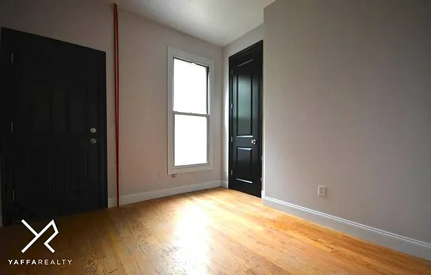 Rented by Yaffa Realty LLC | media 17