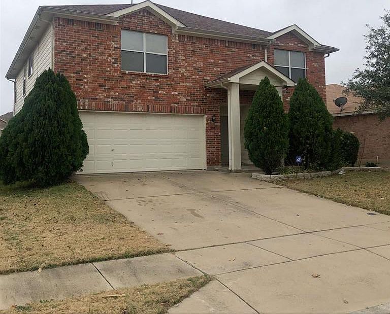 1st image of 4920 Meadow Trails Dr