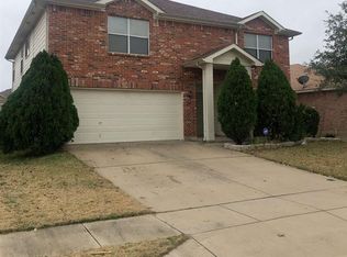 4920 Meadow Trails Dr, Fort Worth, TX 76244