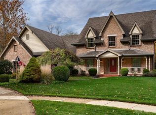 3824 Glory Ct, Bellbrook, OH 45305