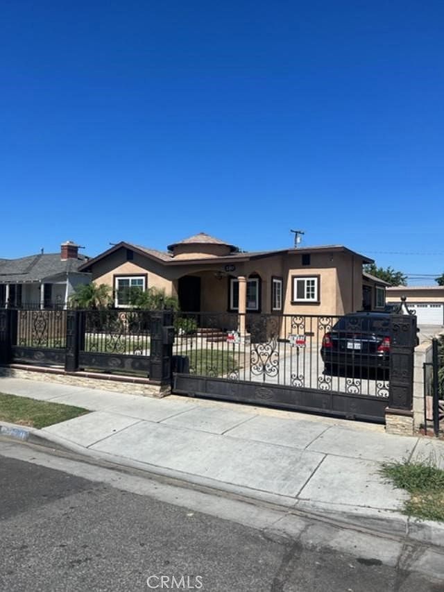 3307 Burton Ave Lynwood CA 90262 Zillow