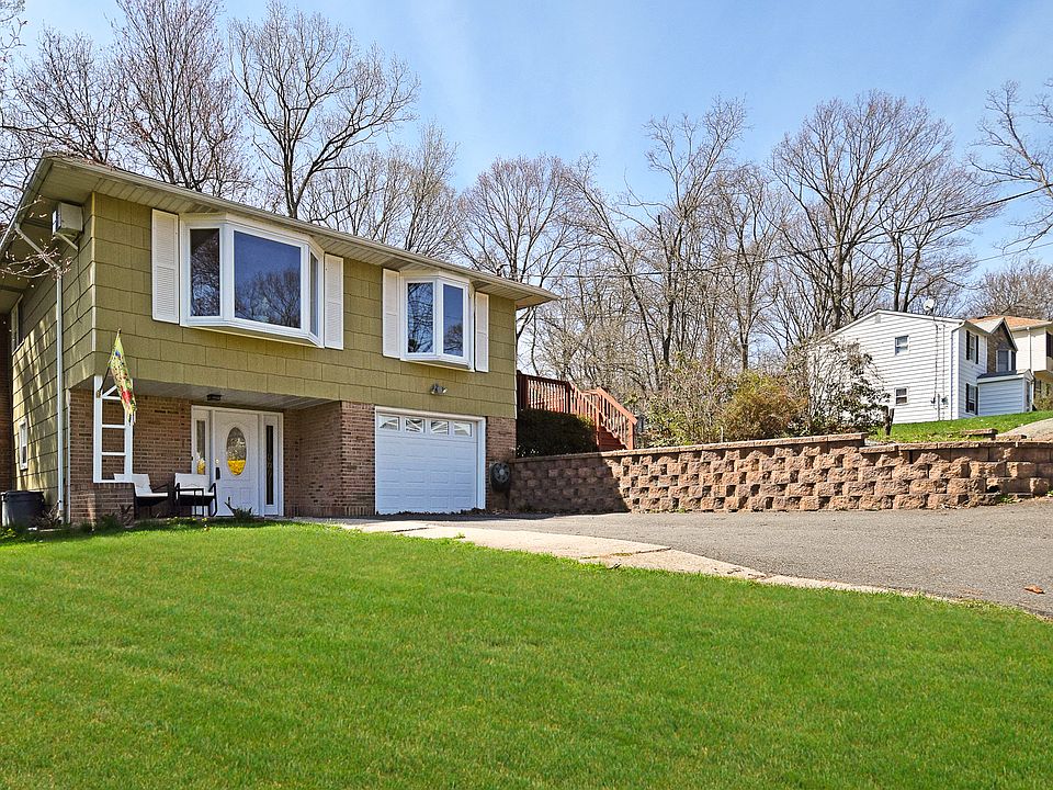 1st image of 306 Elmira Trl