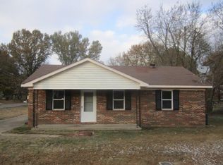 8 Sun Rd, Dyersburg, TN 38024