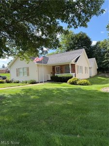 60 Woods Blvd, Leetonia, OH, 44431