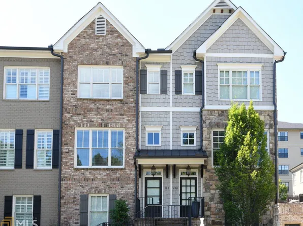 222 Chastain Preserve Ln NE, Atlanta, GA 30342