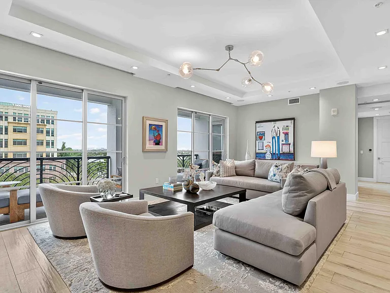 155 E Boca Raton Rd #611 — Photo 13