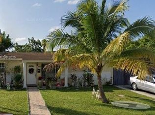 20040 NW 14th Pl, Miami Gardens, FL 33169