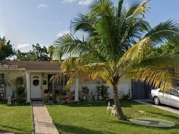 20040 NW 14th Pl, Miami Gardens, FL 33169