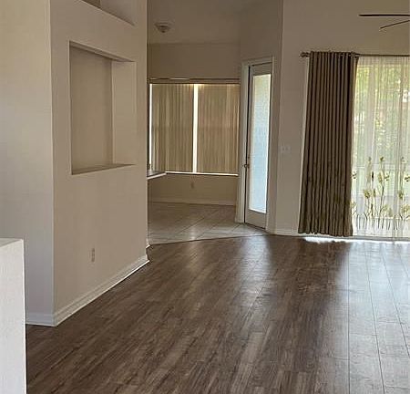 3rd image of 67 Brushwood Ln