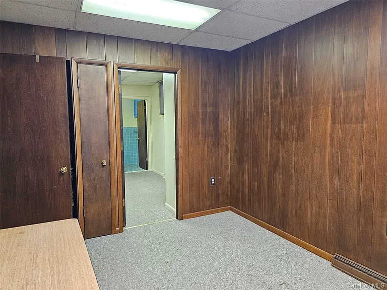 97 Fulton Ave — Photo 22