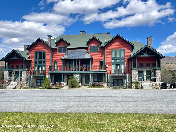 3rd image of 8 Trailside Drive #B10