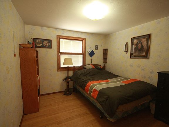 5th image of 1686 Westfield Ave
