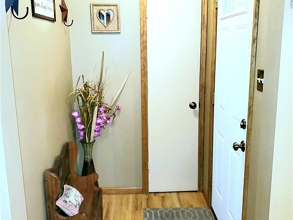 4th image of 1420 Lynn Ave