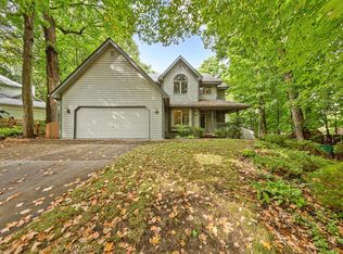 2104 Taylor Ct, Northfield, MN 55057