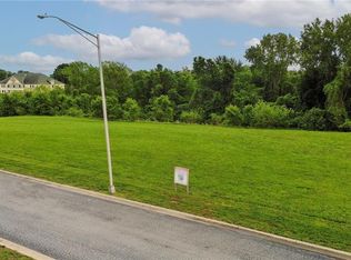 7849 Splitlog Ave, Kansas City, KS 66112