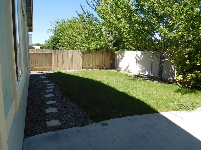 2055 Baxter Village Dr — Photo 13