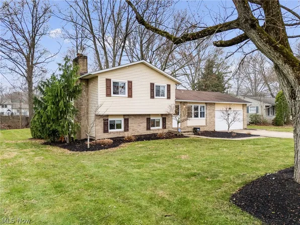 7362 Rob St NW, Massillon, OH 44646