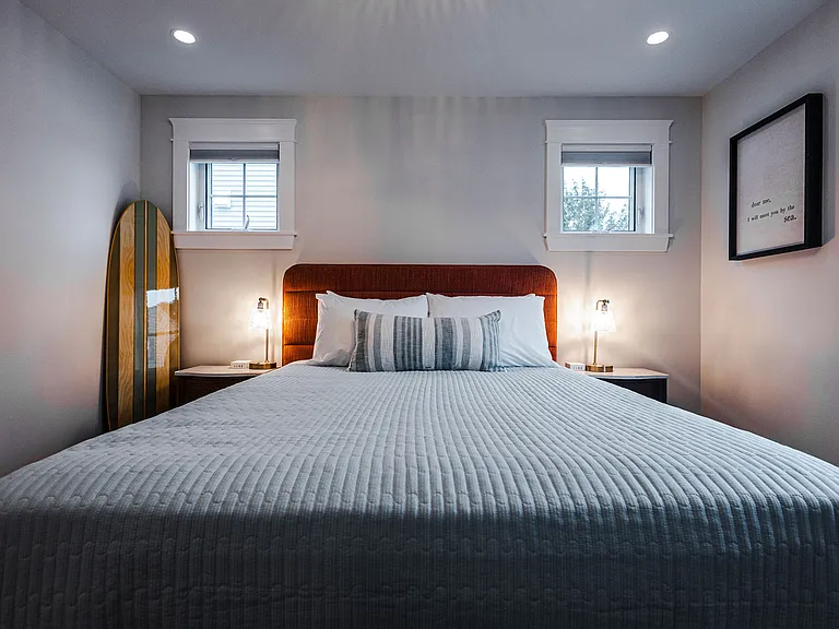 Queen Bedroom 2 - 1st Floor