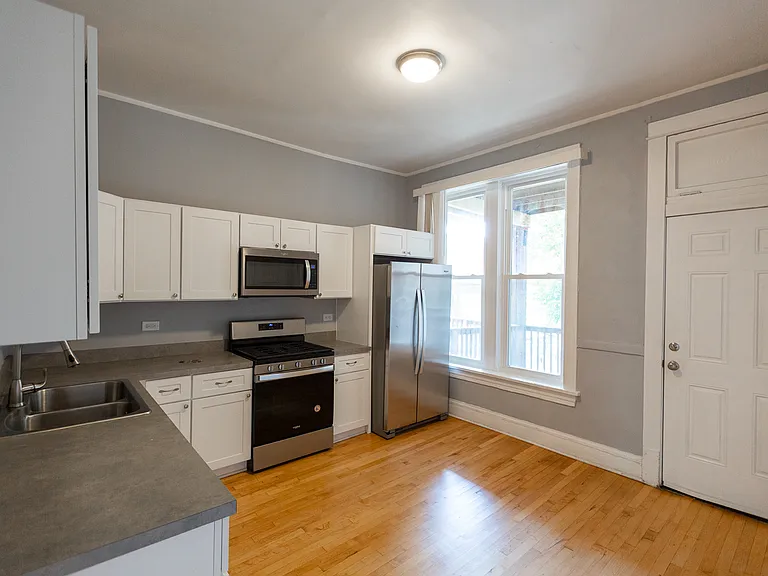 3826 N Ashland Ave #2 — Photo 5