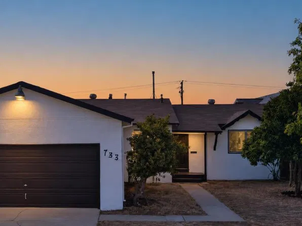 733 Vermont Ave, Los Banos, CA 93635