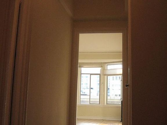 5th image of 1850 Clay St APT 302