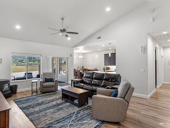4th image of 29926 Caddy Ln