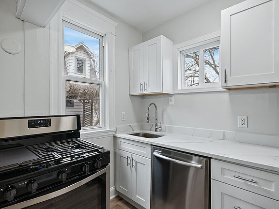 4th image of 4341 Wentworth Ave #4341