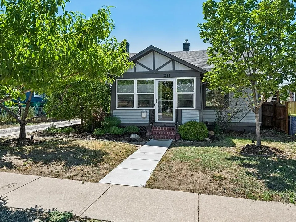 1311 Emporia St