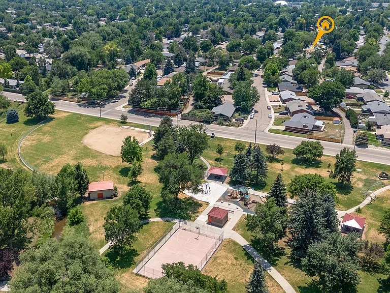This aerial view shows just how close 1709 Atwood Street is to Lanyon Park.