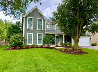 2031 Burnham Pl, Wheaton, IL 60189