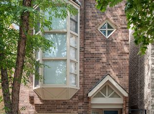 3026 N Kenmore Ave #B, Chicago, IL 60657