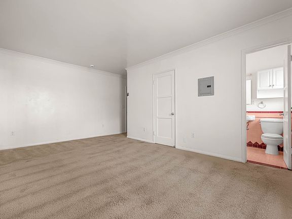 4th image of 756 S Ridgeley Dr #0B-1Ba-450Sqft