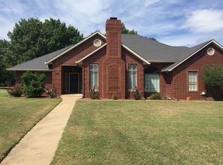 2001 Yorktown Ct, Ardmore, OK 73401