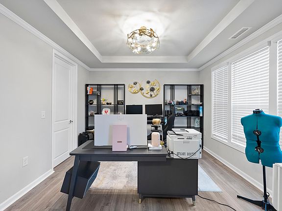 Dining/Office
