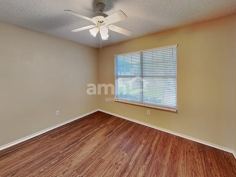 10800 Irish Glen Trl — Photo 16