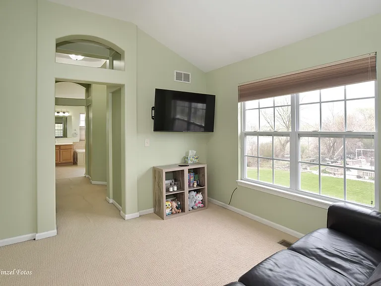 6625 Majestic Way — Photo 8