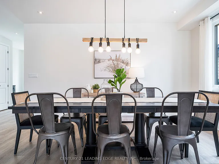 102 Reed Way — Photo 12